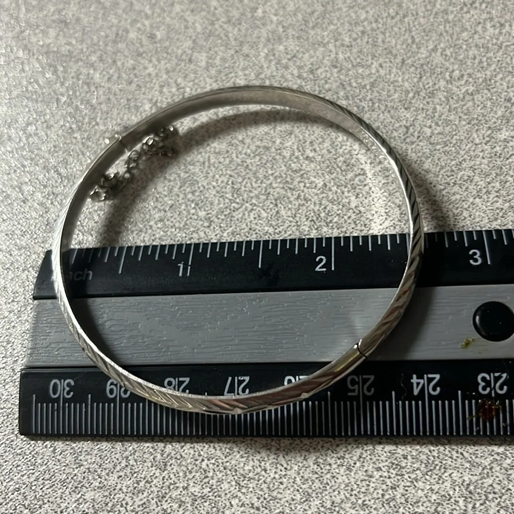 Elegant Sterling Silver Bangle Bracelet Secure Clasp - Picture 6 of 6